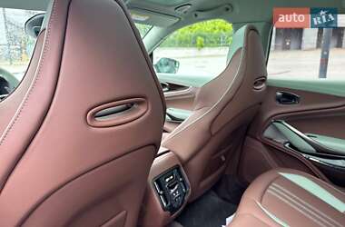 Внедорожник / Кроссовер Aston Martin DBX 707 2024 в 