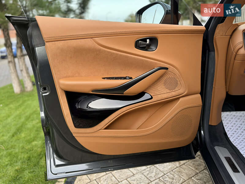 Позашляховик / Кросовер Aston Martin DBX 707 2023 в Одесі