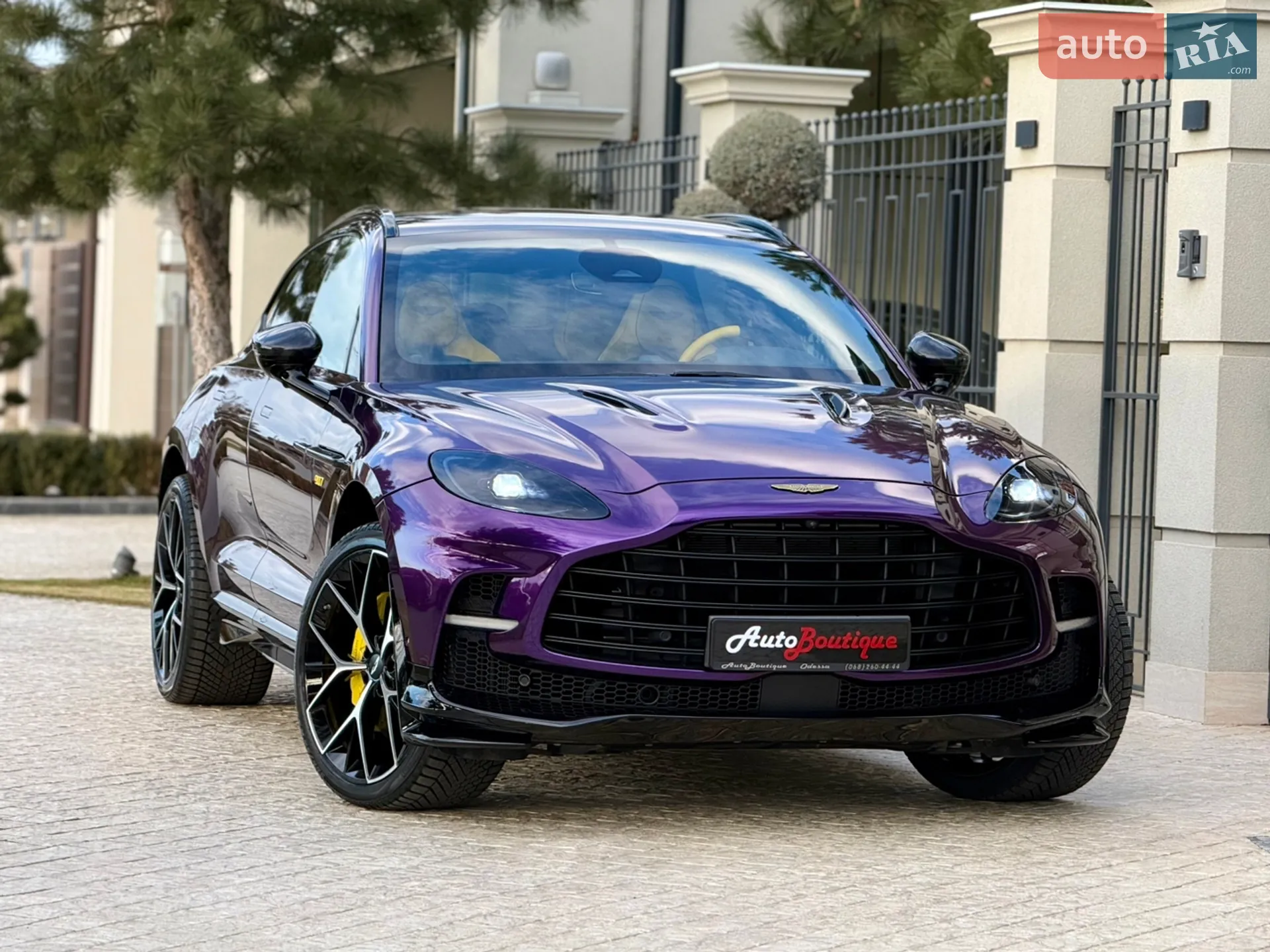 2024 Aston Martin DBX - мініатюра 28