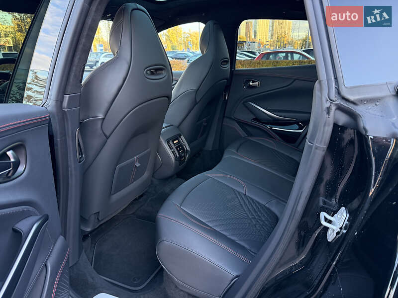 Внедорожник / Кроссовер Aston Martin DBX 2023 в Киеве фото 26 Внедорожник / Кроссовер Aston Martin DBX 2023 в Киеве