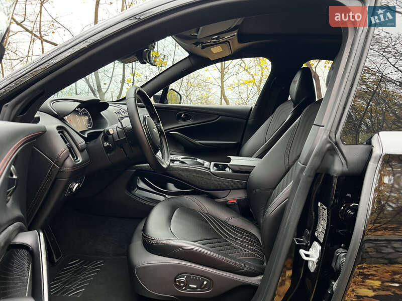 Позашляховик / Кросовер Aston Martin DBX 2021 в Києві фото 8 Позашляховик / Кросовер Aston Martin DBX 2021 в Києві