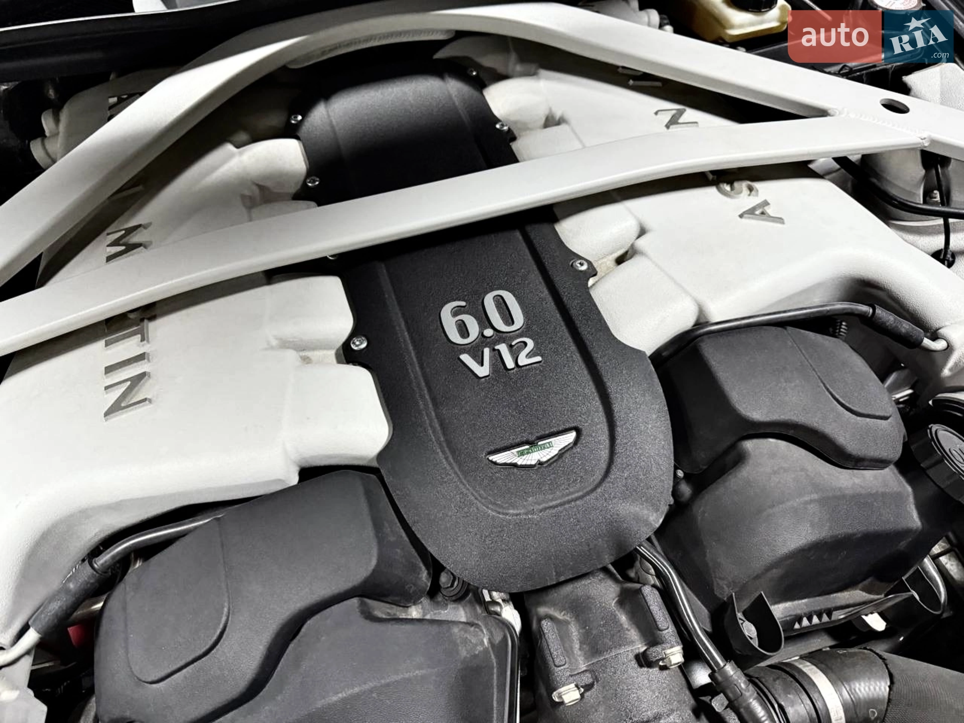 2015 Aston Martin Rapide - мініатюра 38