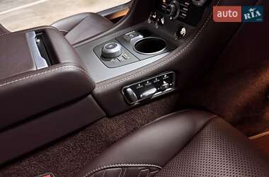 Седан Aston Martin Rapide 2015 в 