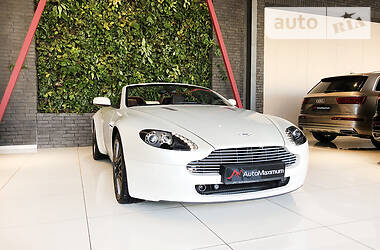 Кабриолет Aston Martin V8 Vantage 2009 в 