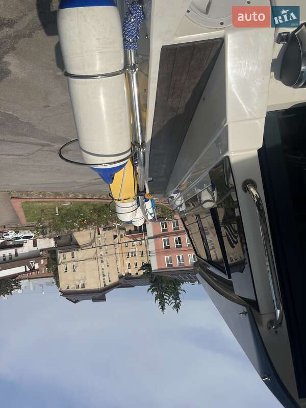 Моторная яхта Atlantic Marine Adventure 780 2018 в Виннице