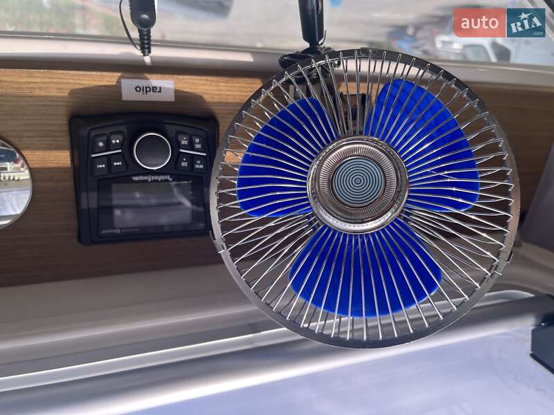 Моторная яхта Atlantic Marine Adventure 780 2018 в Виннице