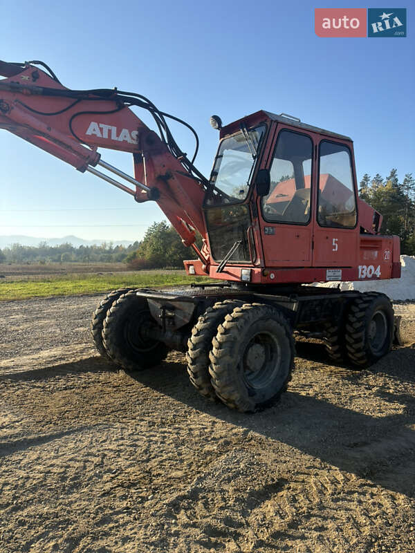 Экскаватор погрузчик Atlas 1304 1992 в Черновцах