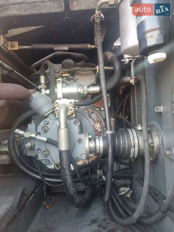 Экскаватор погрузчик Atlas 1404 2002 в Черновцах