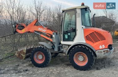 Фронтальні навантажувачі Atlas 65 2006 в Чернівцях