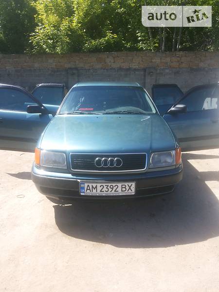 Седан Audi 100 1993 в Житомире