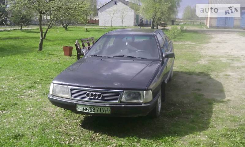 Продам ауди 100 с4