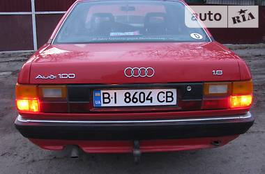 Седан Audi 100 1989 в Миргороде