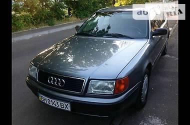 Седан Audi 100 1991 в Киеве