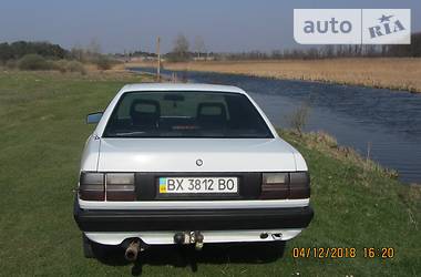 Седан Audi 100 1986 в Хмельницькому