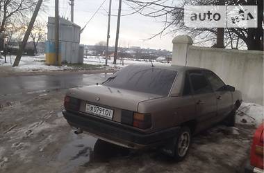 Седан Audi 100 1984 в Хмельницькому