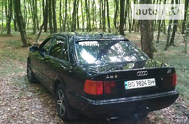 Седан Audi 100 1993 в 