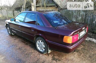 Седан Audi 100 1991 в 