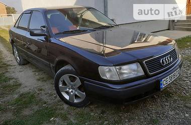 Седан Audi 100 1993 в Черновцах
