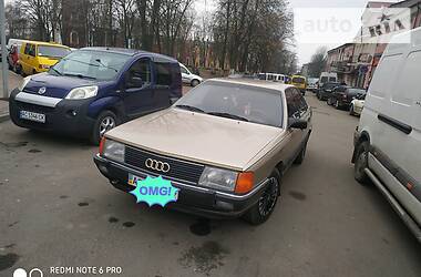 Седан Audi 100 1985 в Владимир-Волынском