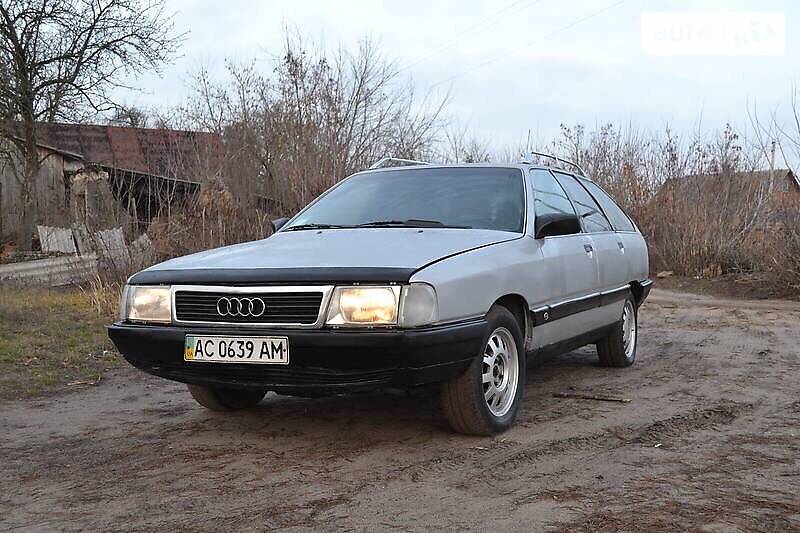 Универсал Audi 100 1990 в Сарнах