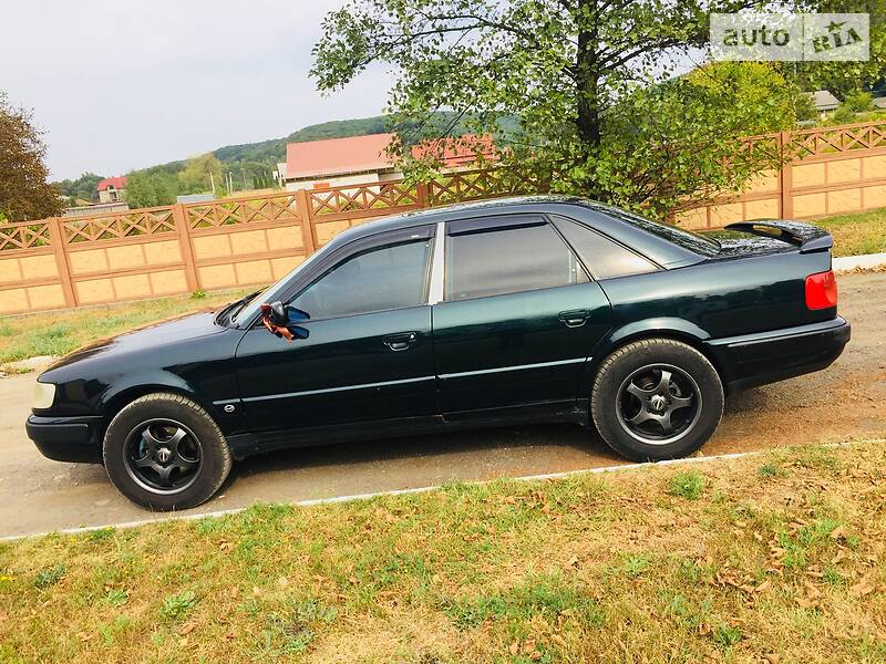 Седан Audi 100 1993 в Ужгороде