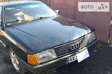 Седан Audi 100 1986 в Харькове