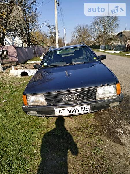 Универсал Audi 100 1984 в Тлумаче