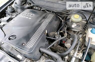 Седан Audi 100 1993 в 