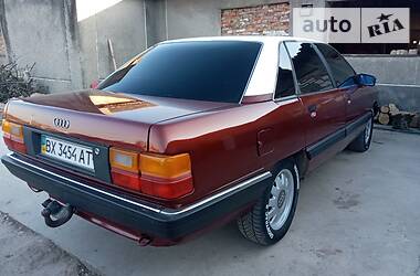 Седан Audi 100 1990 в 