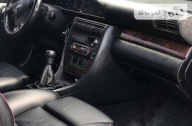 Седан Audi 100 1991 в 
