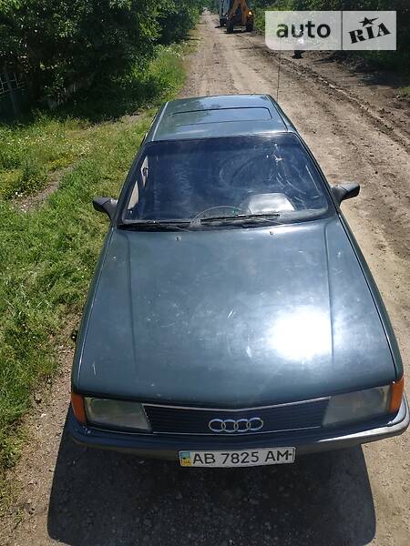 Audi 100 Сигара