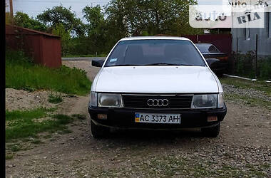 Седан Audi 100 1990 в Ивано-Франковске