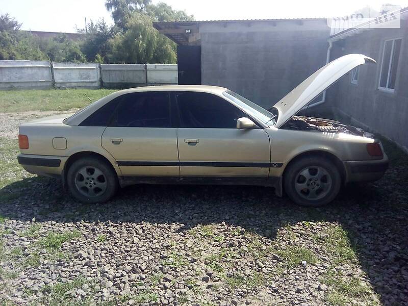 Седан Audi 100 1992 в Ивано-Франковске