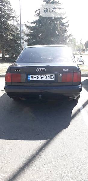 Седан Audi 100 1993 в Павлограде