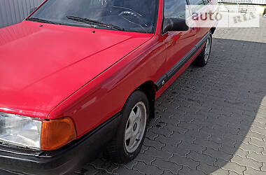 Седан Audi 100 1988 в Коломые