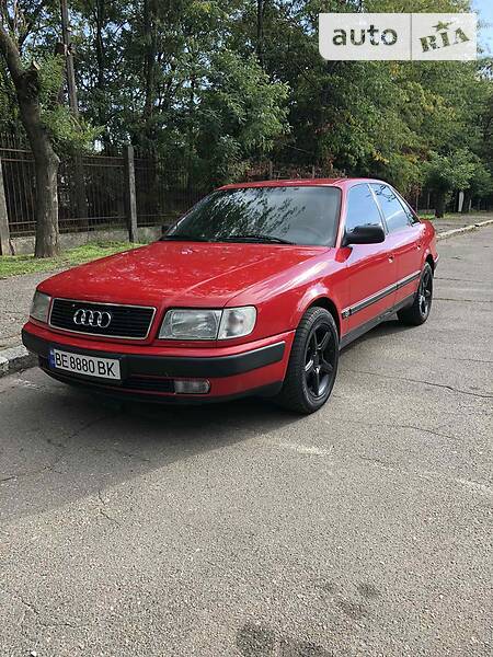 Седан Audi 100 1992 в Николаеве