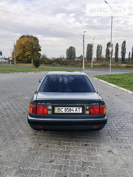 Седан Audi 100 1991 в Луцке