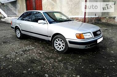 Седан Audi 100 1991 в Черновцах