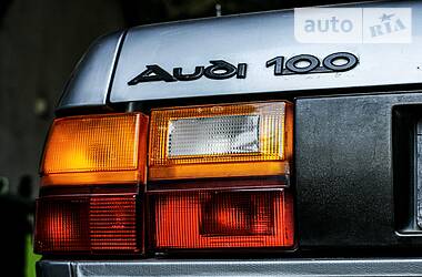 Седан Audi 100 1986 в Вінниці