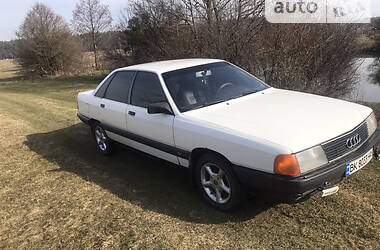 Седан Audi 100 1989 в Ровно