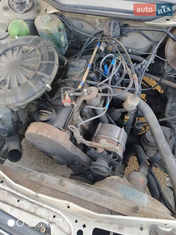 Седан Audi 100 1986 в Киеве