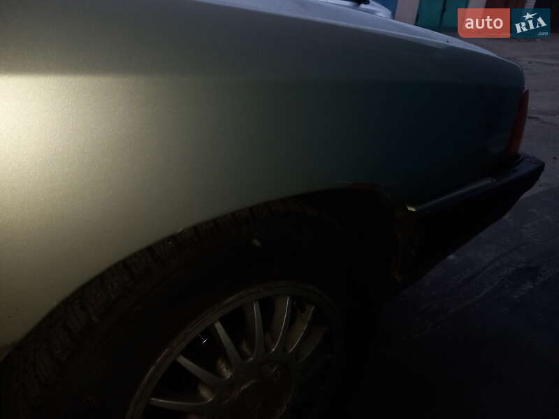 Седан Audi 100 1986 в Киеве