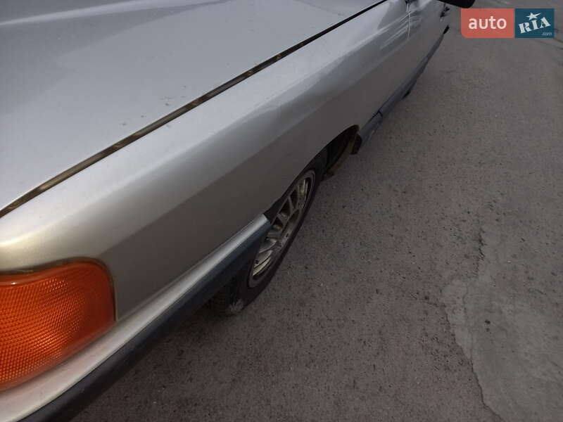 Седан Audi 100 1986 в Киеве