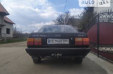 Седан Audi 100 1988 в Тячеве