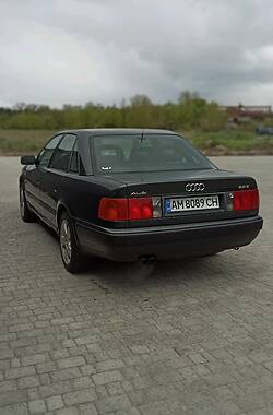 Седан Audi 100 1992 в Києві