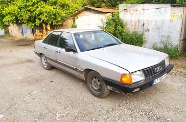 Седан Audi 100 1986 в Ивано-Франковске