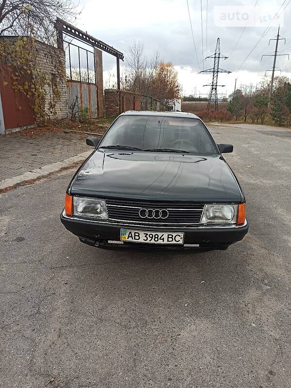 Седан Audi 100 1988 в Хмельницком