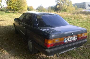 Седан Audi 100 1986 в 