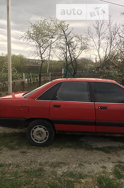 Седан Audi 100 1990 в Черновцах