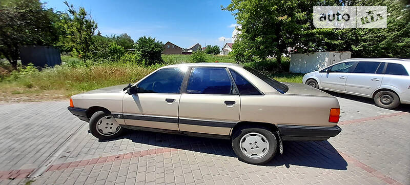 Седан Audi 100 1988 в Шумске фото 15 Седан Audi 100 1988 в Шумске